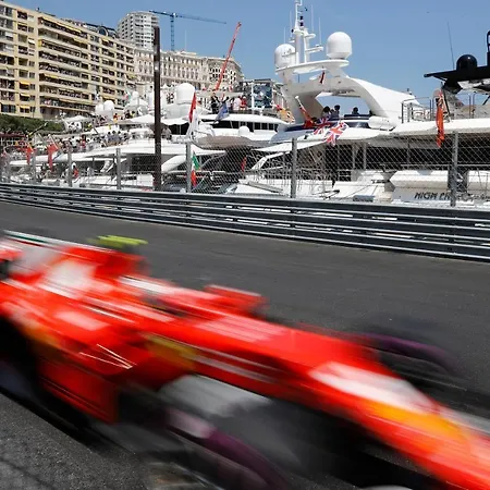 ホテル Le Bastion *