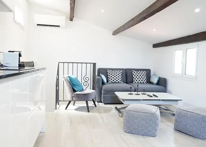 ホテル Le Bastion *