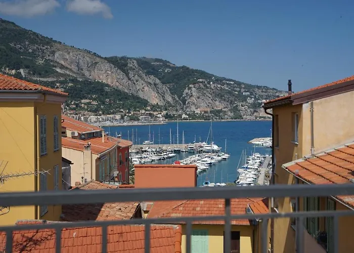 ホテル Le Bastion *