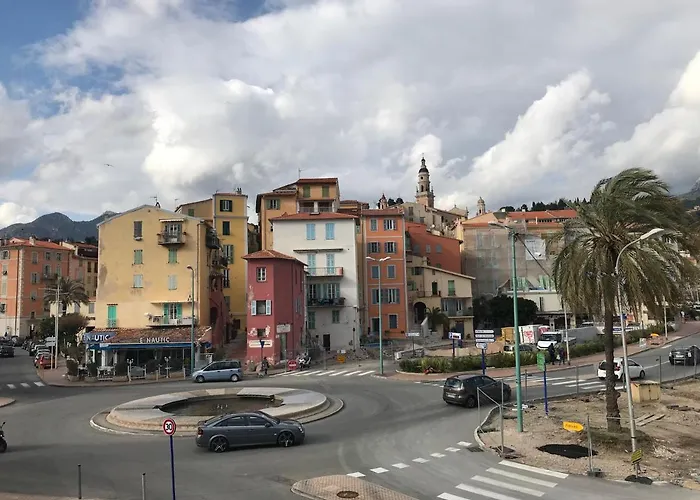 Szálloda Le Bastion *